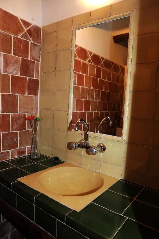 אלקויזר Albergue Rural De Guara חדר תמונה